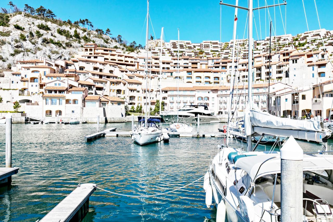 Portopiccolo Avolare Apartments In Panoramic Terrasses - Beach Included سيستيانا المظهر الخارجي الصورة