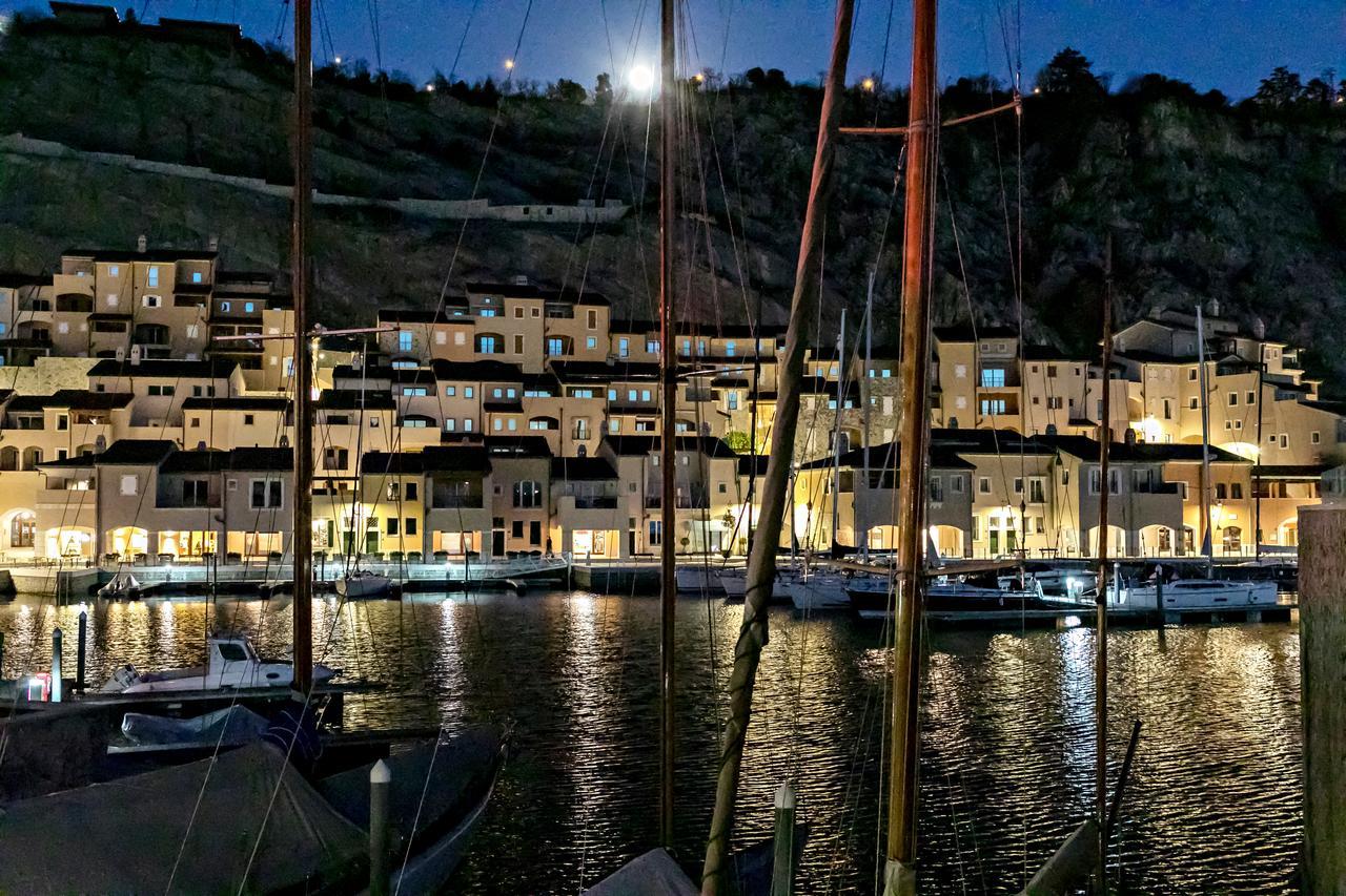 Portopiccolo Avolare Apartments In Panoramic Terrasses - Beach Included سيستيانا المظهر الخارجي الصورة